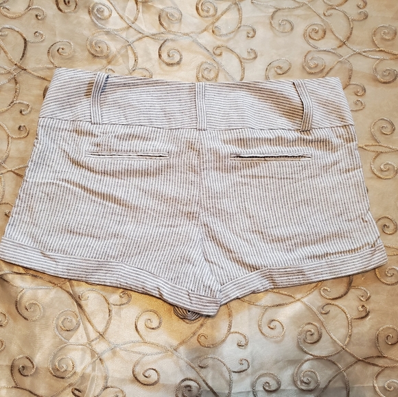 Charlotte Russe Striped Shorts - Picture 2 of 6